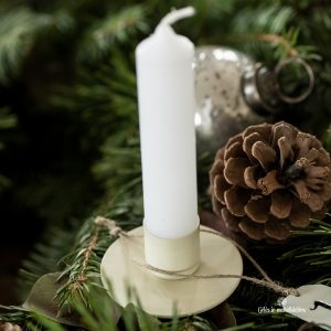 candles holder cream christmas žvakidė dinner žvakių laikiklis kreminis smeigtukas kaledos kalėdinis skaičiukai gėlės ir manufaktūra