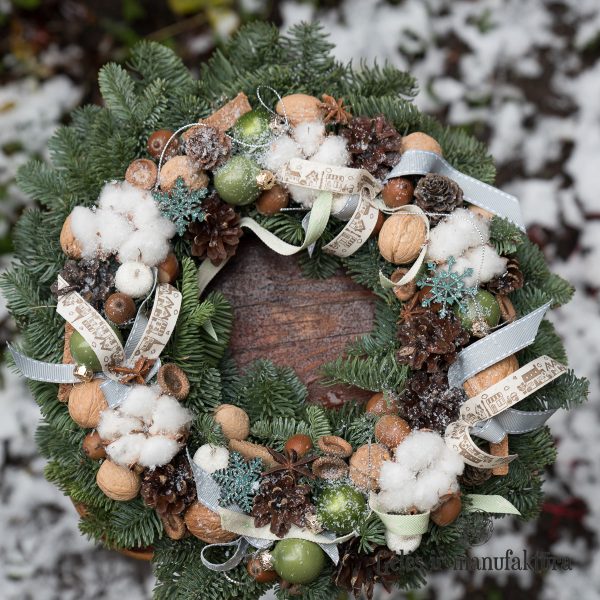 vainikas vainikėlis kalėdos dekoras christmas kalėdinis gėlės ir manufaktūra rankų darbo handmade naturalus wreath winter kėnis abies cotton medvilne gossypium