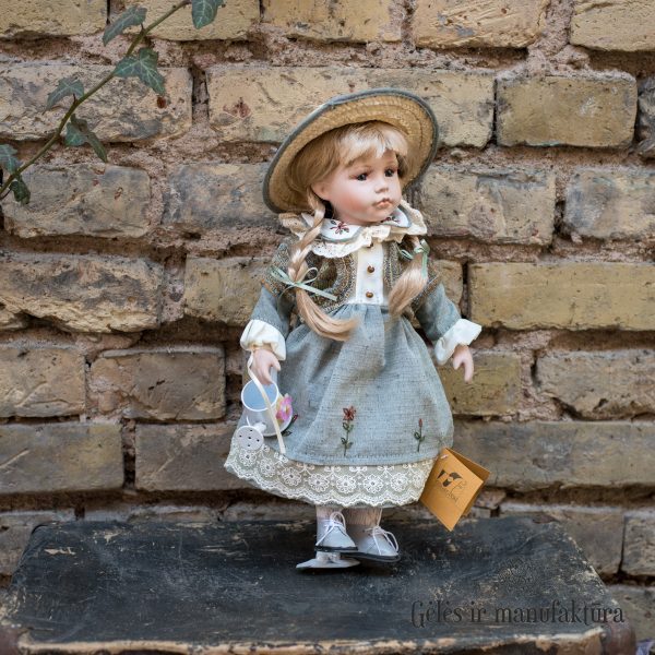 porcelain dolls porcelianinė lėlė rankų darbo gėlės ir manufaktūra rf collection handmade
