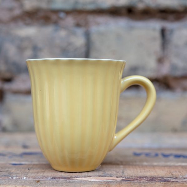 lėkštė geltona citrininė mug plate dubenėlis bowl yellow geles ir manufaktura puodelis keramika indai Mynte Lemon zest ibLaursen