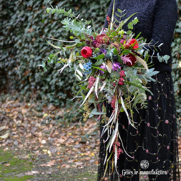 bridal bouquet nuotakos puokštė red natural wedding gėlės ir manufaktūra schinus molle