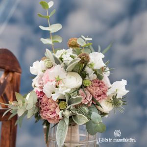 bridal-bouquet-nuotakos-puokštės-kakavine pastelinė gėlės-ir-manufaktūra-flowers-wedding-lathyrus sweat peas kvepiantys žirneliai