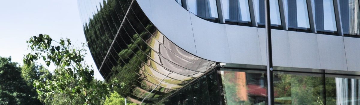 Žydinčios Vilniaus pievos prie Neries (Green Hall)