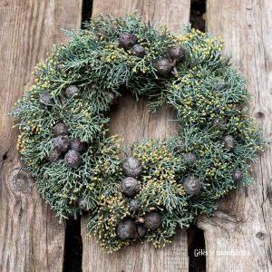 vainikas wreath kiparisas cupressus nuts cypress vainikėlis wreath gėlės ir manufaktūra rankų darbo handmade naturalus ruduo