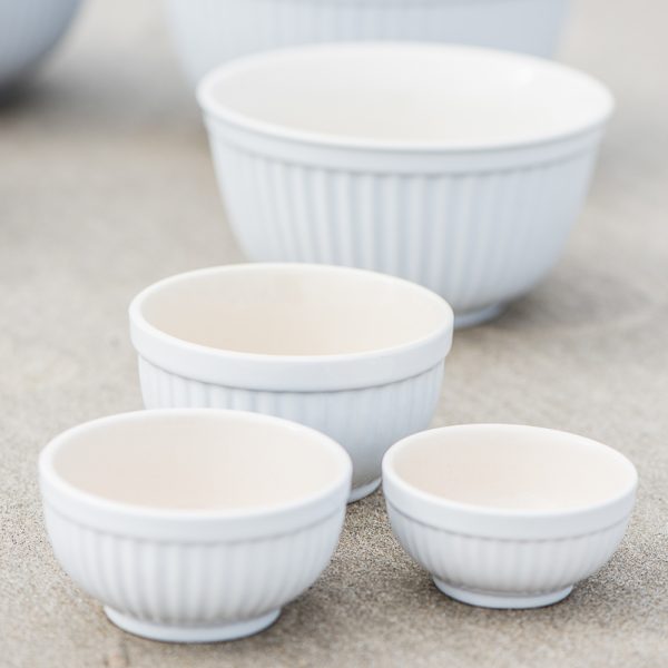 bowl set dubuo dubenys mynte pure white ceramics balti gėlės ir manufaktūra keramikiniai su grioveliais