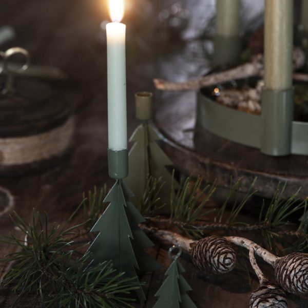 candle taper žvakė žvakelė žalia light green plona gėlės ir manufaktura iblaursen nestandartinė