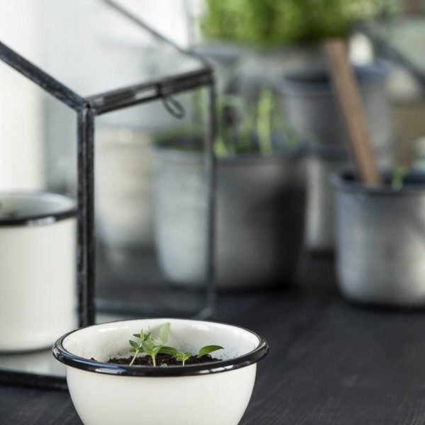 enamel bowl mug pitcher cup puodeluis emaliuotas emalė ąsotis indai emaliuoti greenhouse šiltnamis gėlės ir manufaktūra iblaursen 04996-15