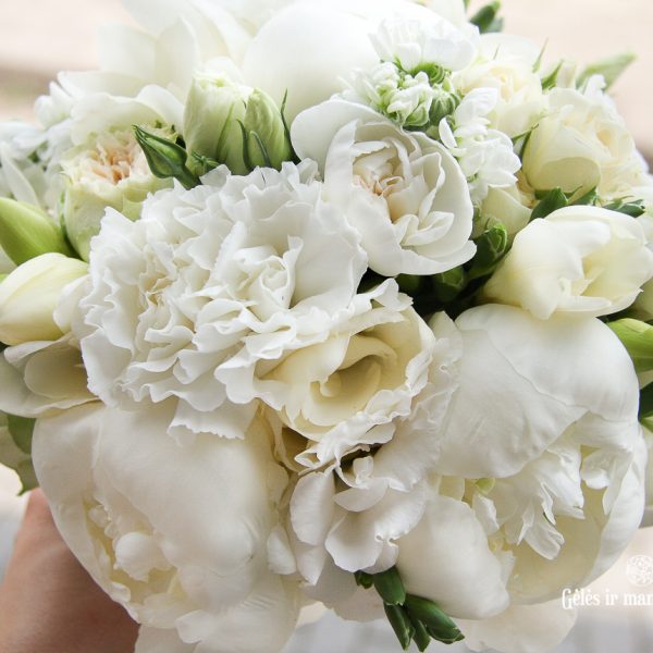 bijūnai bijūnų paeonia peony nuotakos-puokštė-vestuvės-Bridal-bouquet-wedding gėlės ir manufaktūra