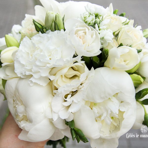 bijūnai bijūnų paeonia peony nuotakos-puokštė-vestuvės-Bridal-bouquet-wedding gėlės ir manufaktūra