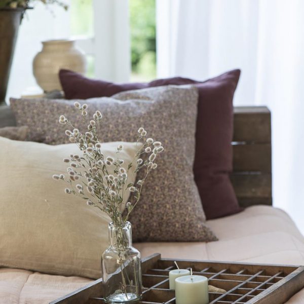 cushion cover velvet linen lininis veliūrinis aksominis purple malva violetinis aubergine Gėlės ir manufaktūra 6203 6230 iblaursen