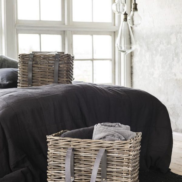 quilt bedspread throw lovatiesė lovos užtiesalas juoda tamsiai pilka gėlės ir manufaktūra anthracite 6208 iblaursen pledas