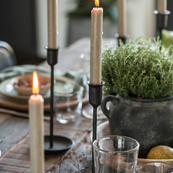 candleholder handmade dinner candle rustic metalinė žvakidė standartinei žvakei juoda gėlės ir manufaktūra iblaursen 57120-25 rankų darbo