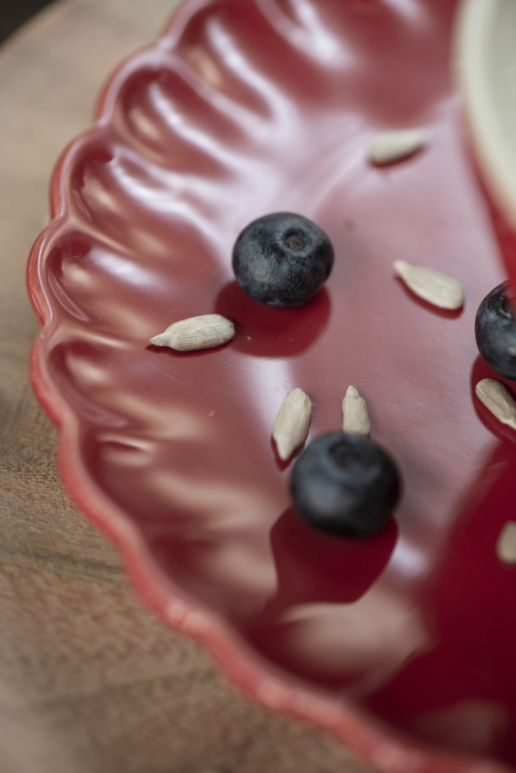 lėkštė plate geles ir manufaktura mynte keramika red strawberry raudonas braskiu iblaursen