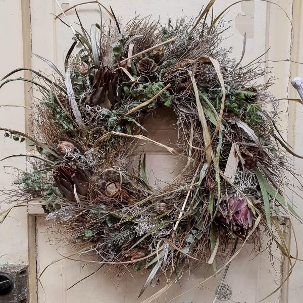 wreath vainikas sausų gėlių dryed flowers gėlės ir manufaktūra artišokas artichoke vainikėlis botanical natural botaninis
