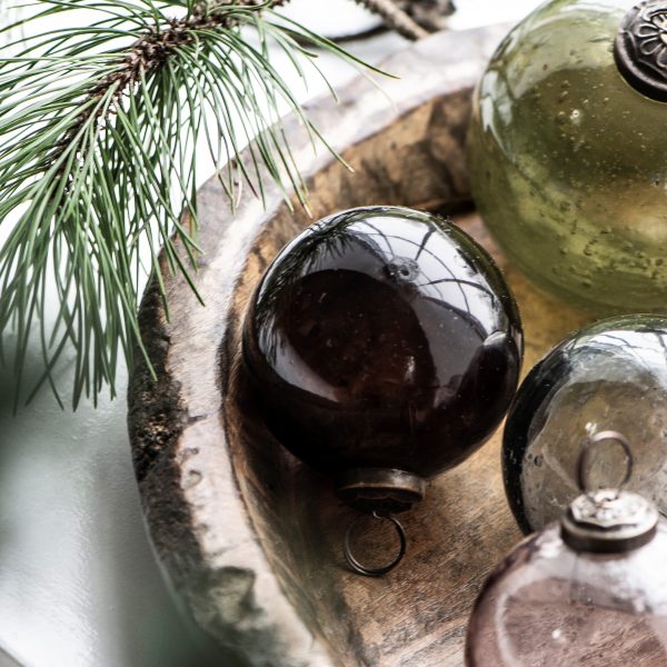 stiklinis stiklo Christmas-tree-ornament-pebbled-glass-pink burgundy kalėdinis-eglutės-žaisliukas-burbulas-stiklas-kalėdos-egles raudonas Gėlės-ir-manufaktūra-8648-46-iblaursen-stiklinis