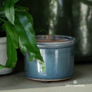 vazonas augalams glazūruotas keramikinis mini mėlynas Hilda crackled surface blue gėlės ir manufaktūra iblaursen 1363-13