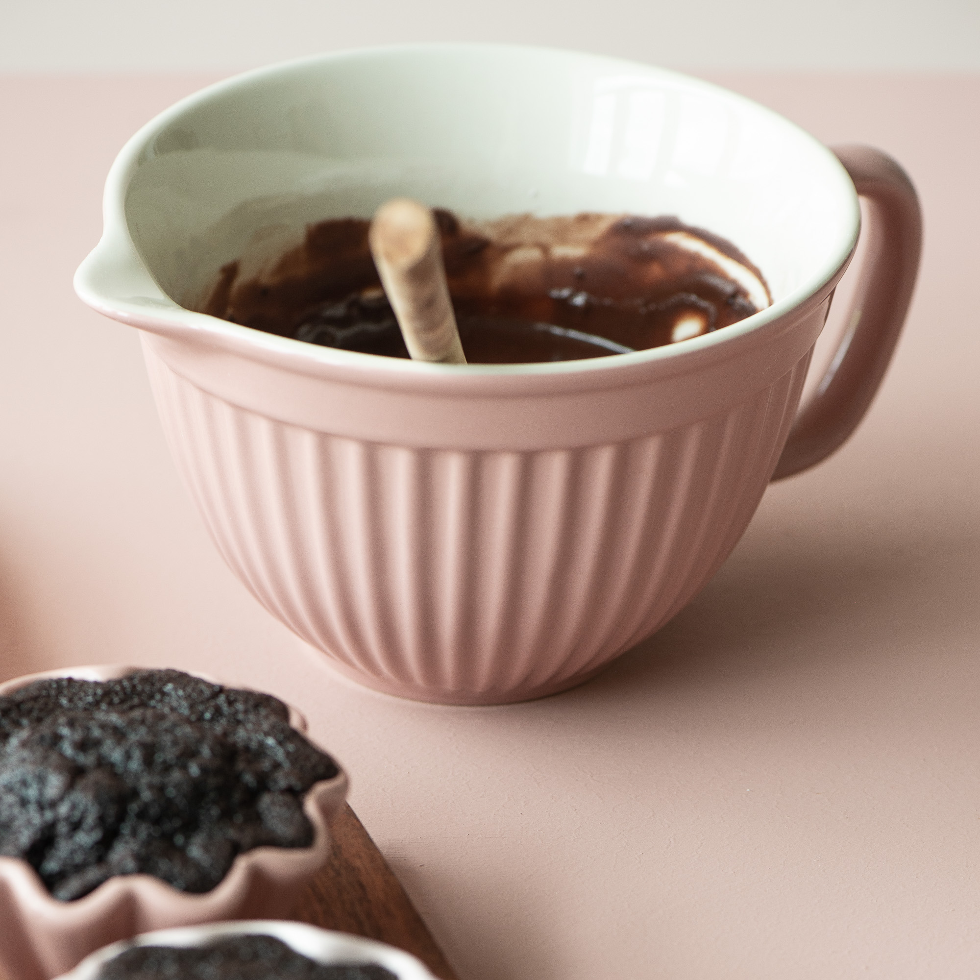 bowl dubuo batter plakimui su snapeliu mug mynte puodelis koralo spalvos coral almond keramikinis virtuvė aksesuarai gėlės ir manufaktūra