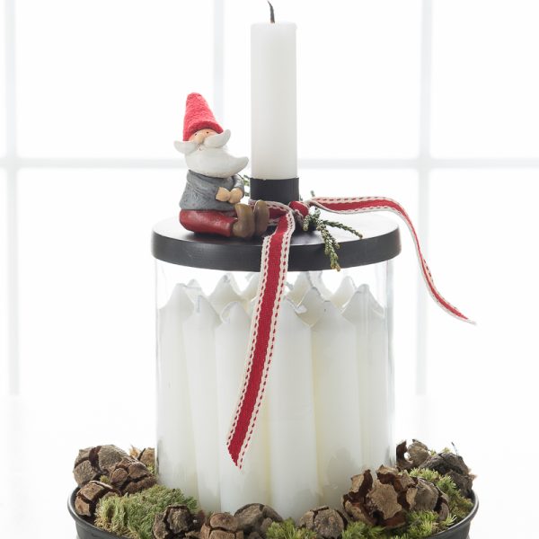 candle holder black tray metalinė juoda žvakidė padėkliukas skardinis žvakės gėlės ir manufaktūra iblaursen 5716-25 lėkštelė