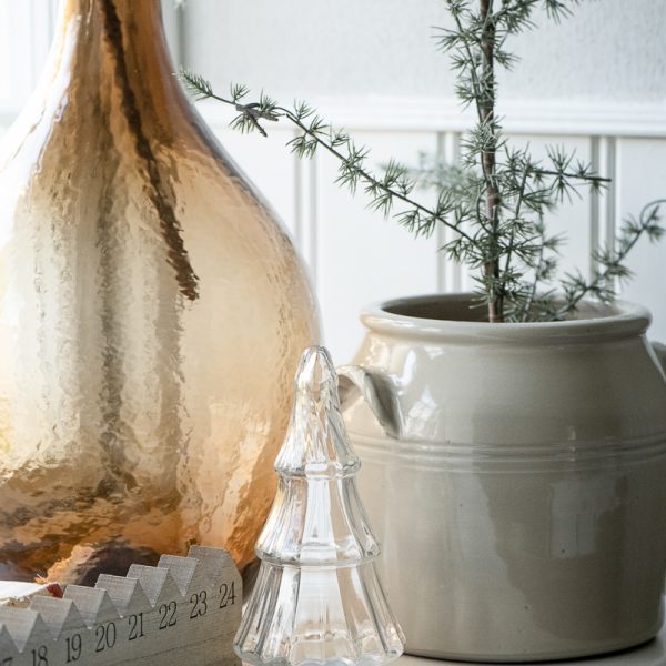 vazonas pot Campagnard Provanso stiliaus handmade kreminis baltas glazūruotas su auselėmis rankenėlės sendintas keramikinis keramika gėlės ir manufaktūra iblaursen CHRISTMas TREE KALEDU EGLUTE 3618-21