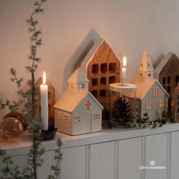candle holder house white tealight namukas namelis kalėdos christmas žvakidėlė keramikinė gėlės ir manufaktūra