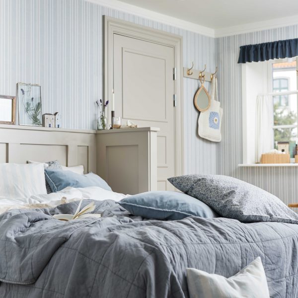 quilt bedspread lovatiesė dygsniuota blukinta gėlės ir manufaktūra namų tekstilė mėlyna cotton blue iblaursen