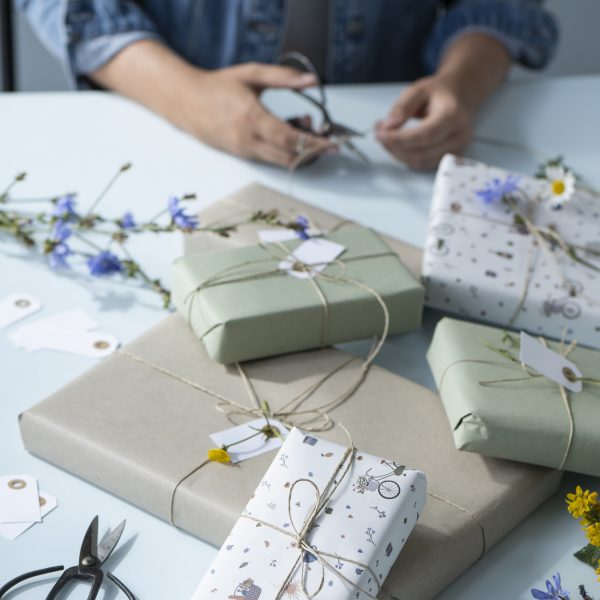 popierius wrapping paper summer flora dovanų pakavimo su gėlėmis lapeliais botaninis gėlės ir manufaktūra