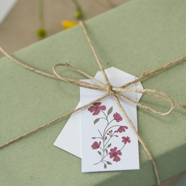 dovanų pakavimo popierius perdirbtas ekologiškas gėlės ir manufaktūra gift wrapping paper iblaursen