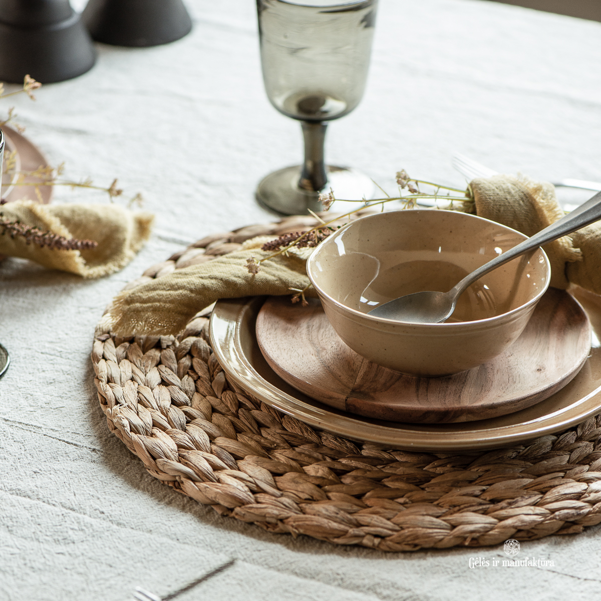 padėkliukas stalo jūržolių jacintų placemat seagrass hyacinth gėlės ir manufaktūra iblaursen 30993-67