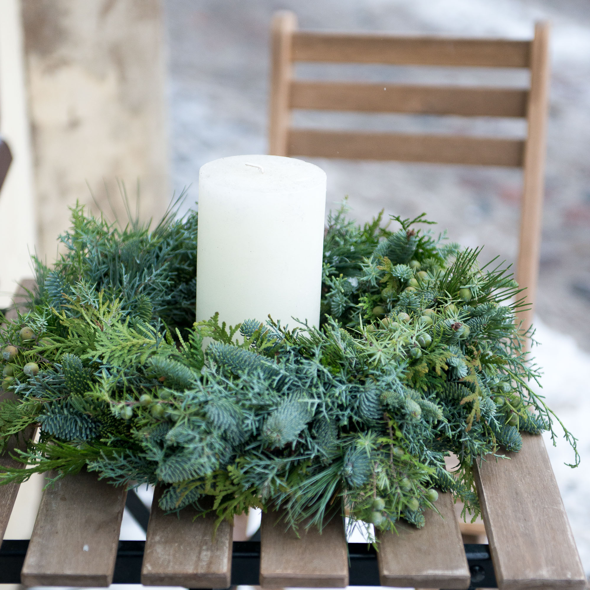 vainikas kalėdinis natūralus žieminis žiema kadagio kėnio kalėdinis dekoras kalėdos christmas gėlės ir manufaktūra