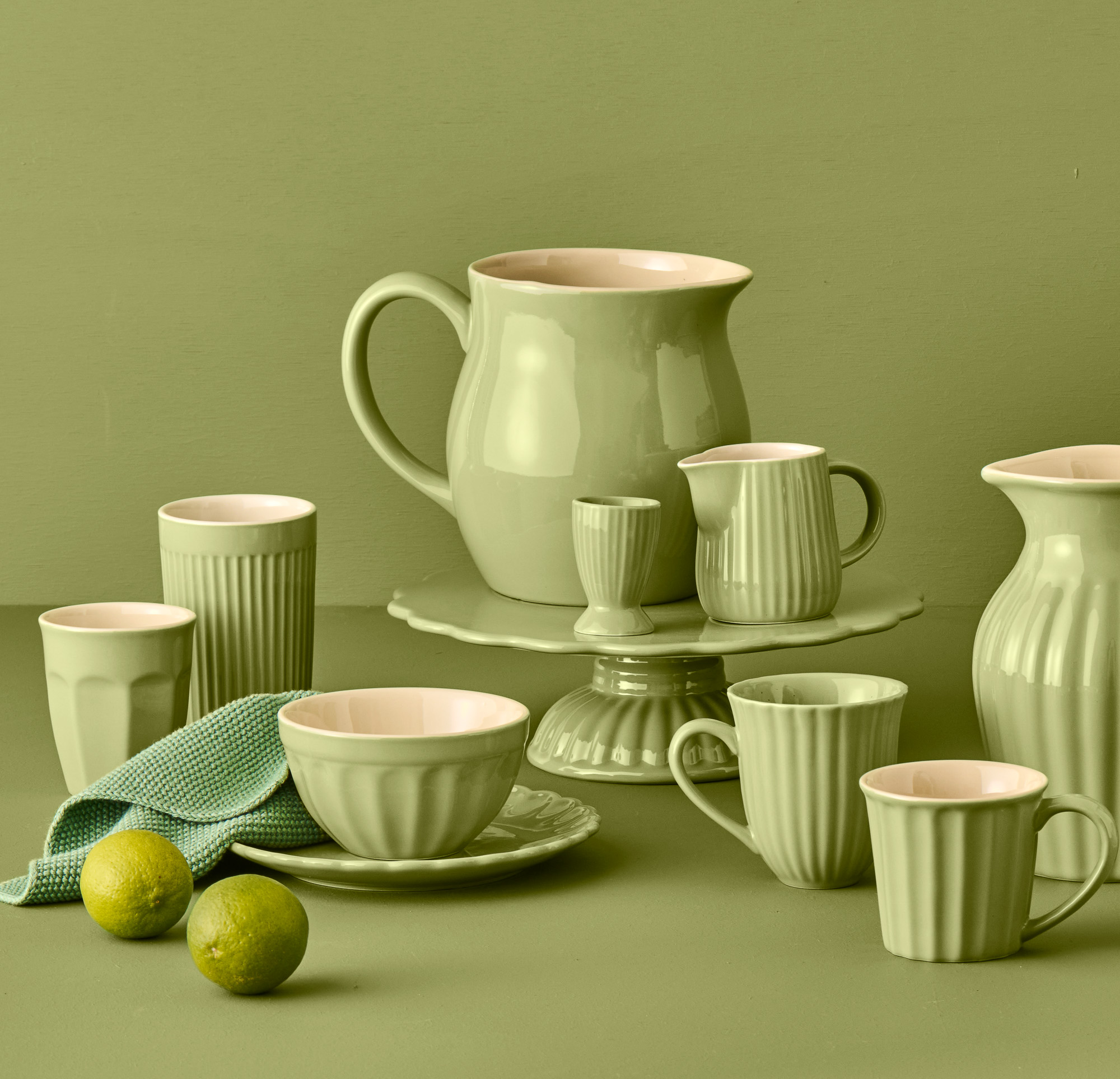 ąsotėlis pienui grietinėlei keramikinis indelis jug pitcher ceramic mynte gėlės ir manufaktūra