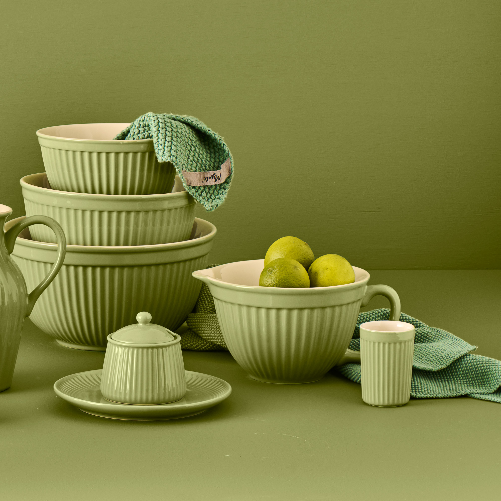 ąsotėlis pienui grietinėlei keramikinis indelis jug pitcher ceramic mynte gėlės ir manufaktūra