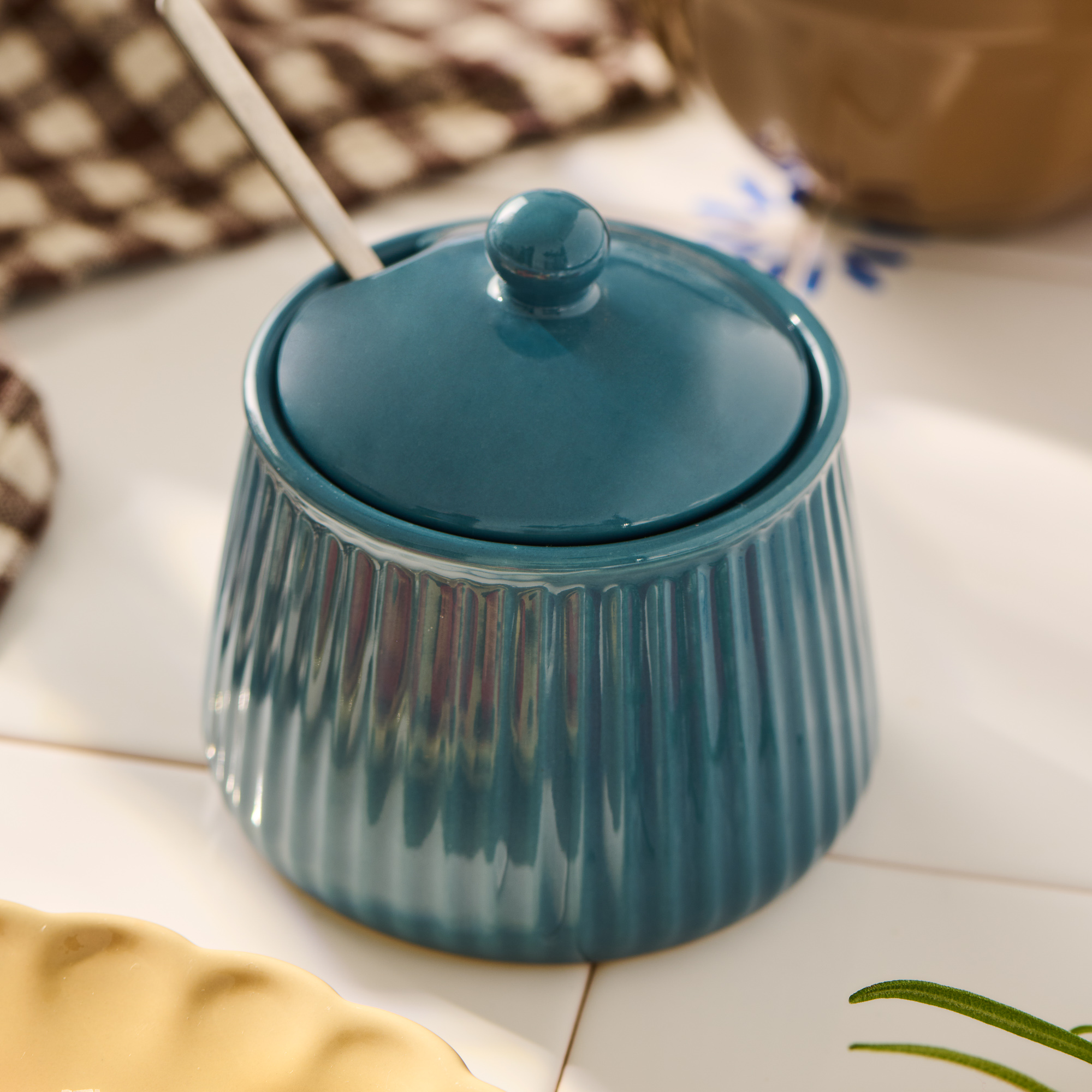 Cukrinė keramikinė, mėlyna Mynte Cornflower rugiagėlių spalvos, su dangteliu, 280ml