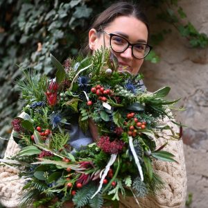 Kalėdinių ir adventinių vainikų pynimo bei dekoravimo dirbtuvės- mokymai